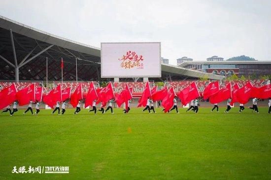 这家房子之前的主人，在楼下地下室的酒窖里留了不少好酒